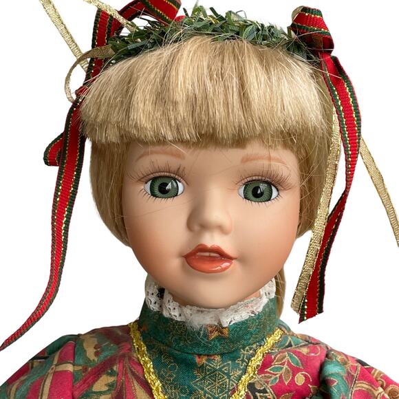 Heritage Signature Collection Christmas Porcelain Doll Nicole Vtg 1998 #30018 - Picture 1 of 14